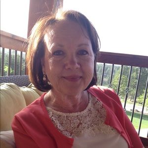 Meet your Posher, Nancy